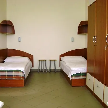Karoly Robert Diakhotel * Gyöngyös