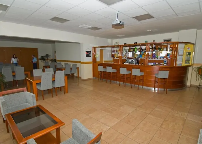 Károly Róbert Diákhotel Albergue